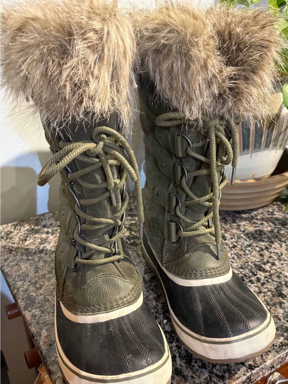Sorel Joan of Arctic Olive Green and Black Fur-Trim Winter Boots